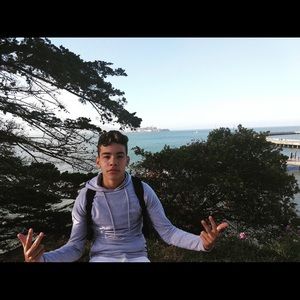 Meet your Posher, Diego